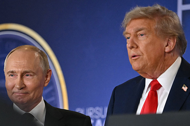 Trump: Ukrajina není velmoc, s Rusy se musí domluvit. Prozradil, co mu řekl Putin