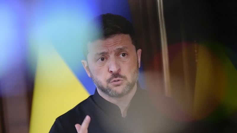 ON-LINE: Zelenskyj souhlasí se schůzkou s Putinem a Trumpem. Chce ale více zapojit Evropu
