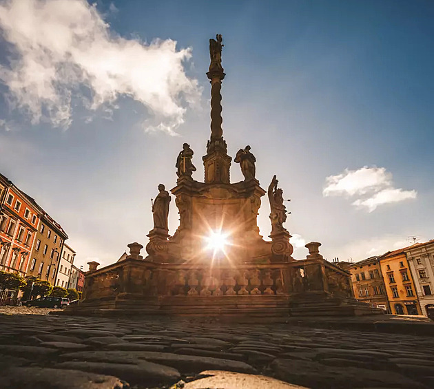 Prolezeš? Studentská výzva v Olomouci stále láká, pověrčivým hrozí vysoká pokuta