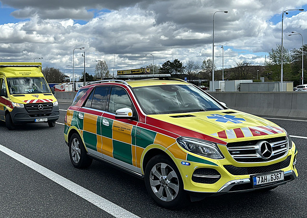 Při pokusech na základní škole došlo k požáru, dvě děti jsou popálené