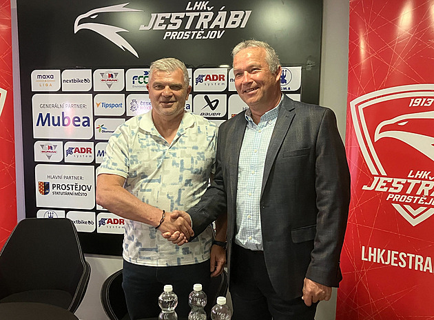 Cenzurujete nás, viní prostějovská opozice náměstka. Ten podal předžalobní výzvu