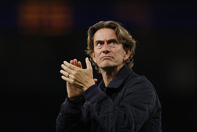 Učil ve školce, ale zažil i největší fotbalový podraz. Může teď Frank změnit Tottenham?