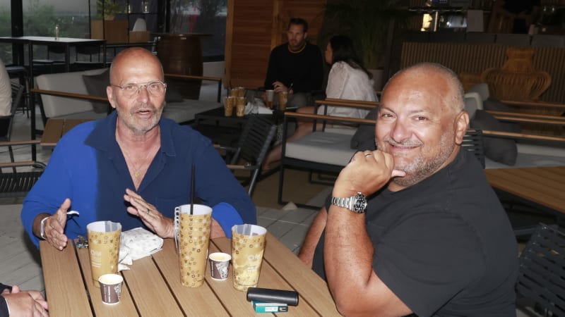 Proč nepřišel Pohlreich Hezuckému na pohřeb? Kamarádovi poslal na dálku všeříkající vzkaz