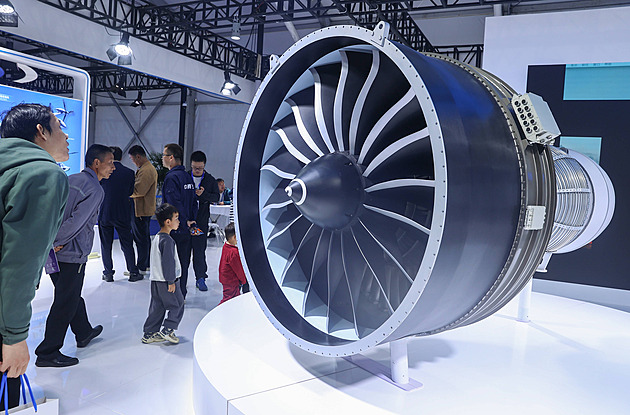 Čína předhání Západ i ve zbraních. Dodávky ze zahraničí už nechce