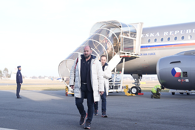 Chtěli jsme medaili, hodnocení nemůže být pozitivní, říká Šlégr. Co bude s Rulíkem?