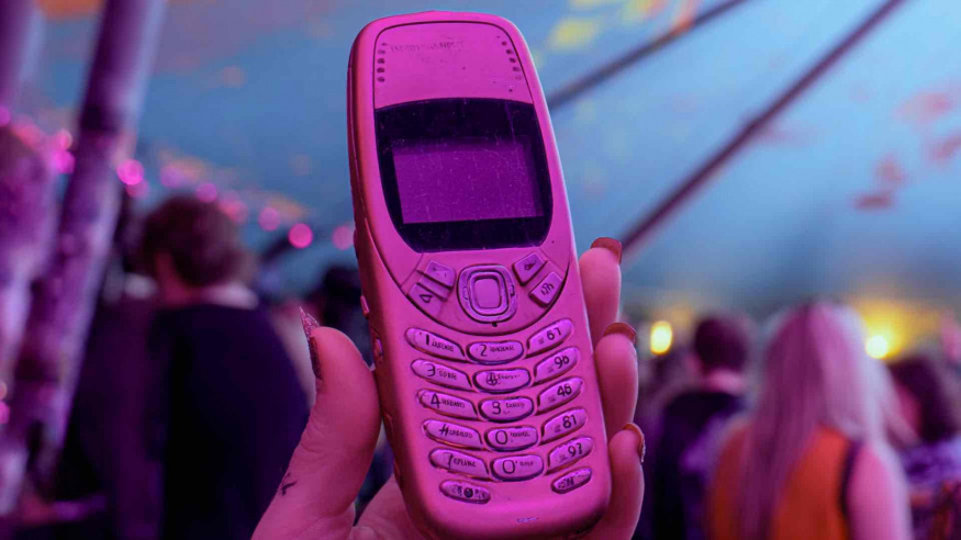 Máte doma starý mobil? Zásilkovna rozjíždí velkou sbírku, do které má smysl se zapojit