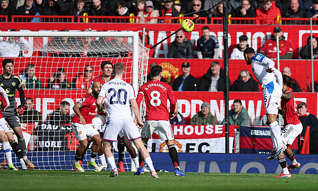 ONLINE: United srovnávají s Crystal Palace, v akci i Tottenham. Pak Arsenal - Chelsea