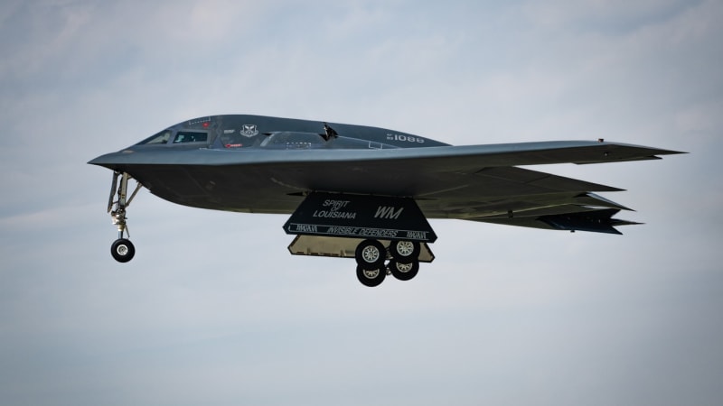 PŘEHLEDNĚ: Letecká smršť nad Íránem. Jakou techniku používají USA při svých útocích?