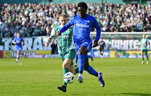 ONLINE: Bohemians - Liberec 0:0, domácí jsou v deseti, dvě žluté dostal Matoušek