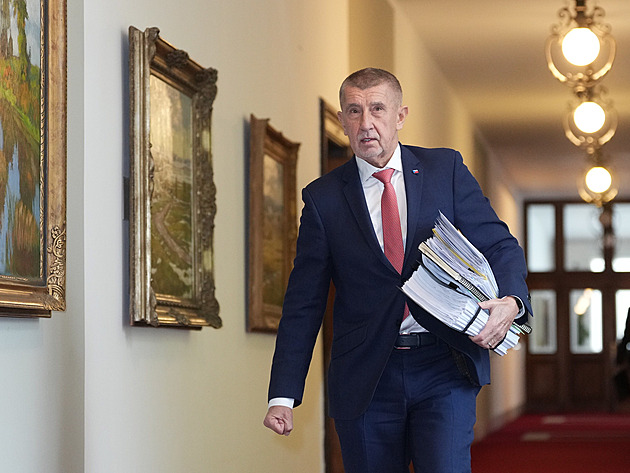 Babiš jednal s pumpaři. U nafty má být marže 3,50 Kč, u benzinu 2,50 Kč, řekl