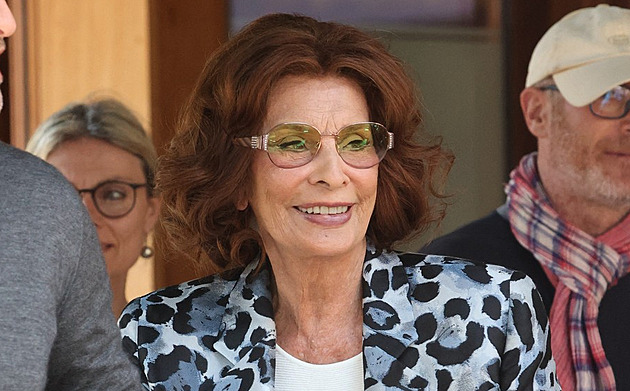 Pravidelné cvičení a disciplína. Sophia Lorenová žije aktivně i po devadesátce