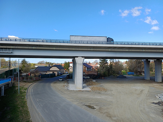 „Tady jde o zdraví, snižte rychlost.“ Přerov bojuje proti hluku z D1, vsází na měření