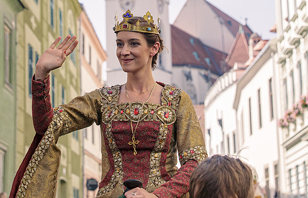 Vinobraní oslaví 800 let od založení Znojma. Při průvodu budou padat mince