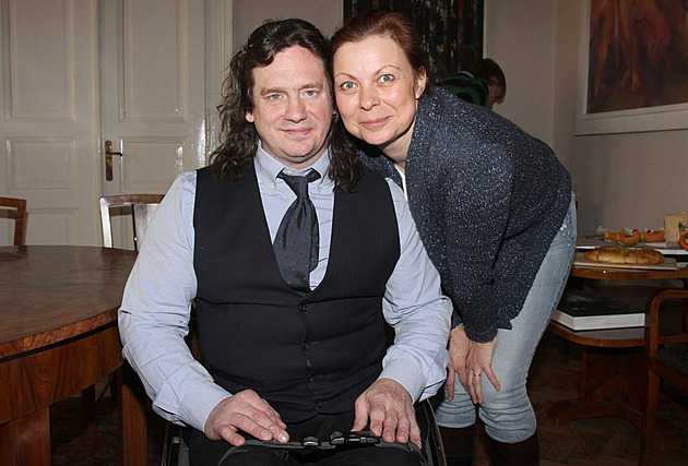 Slíbili jsme mu, že na něj čeká Ozzy. Vdova popsala odchod Jana Potměšila