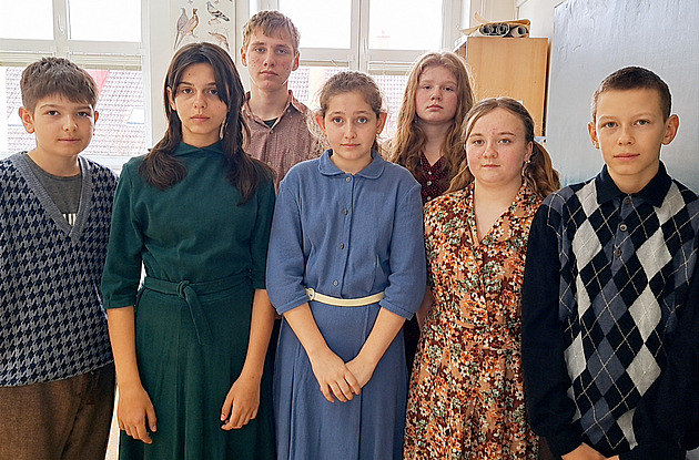 Porotu nadchly krátké filmy žáků základní školy, dokázali procítit tragické události
