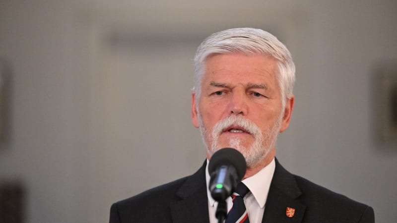 Pavel kvůli summitu NATO žádá Ústavní soud o předběžné opatření. Směšné, reagoval Babiš