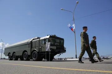 Rusko zase dráždí Japonsko. U sporných Kuril provedlo raketové testy